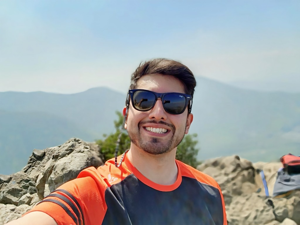 Gustavo Caro - Psicólogo TCC